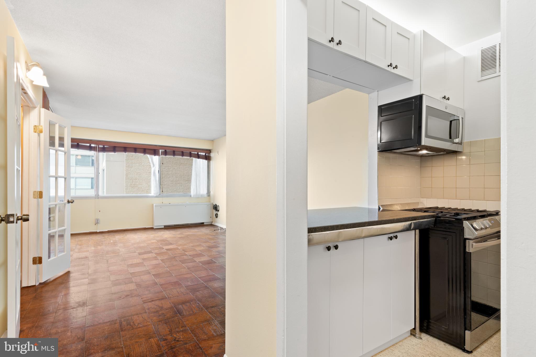 5500 Friendship Blvd #2012n