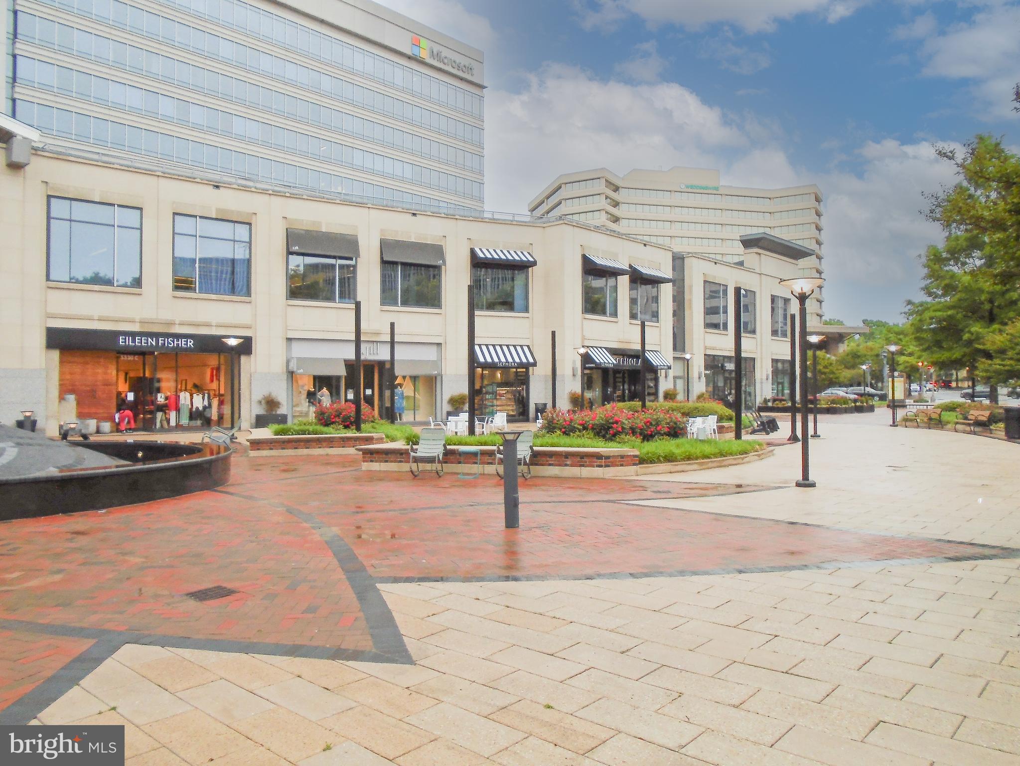 5500 Friendship Blvd #2012n