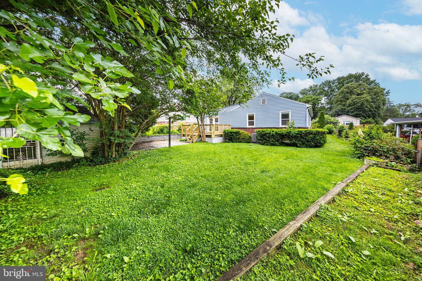 3321 Clay St