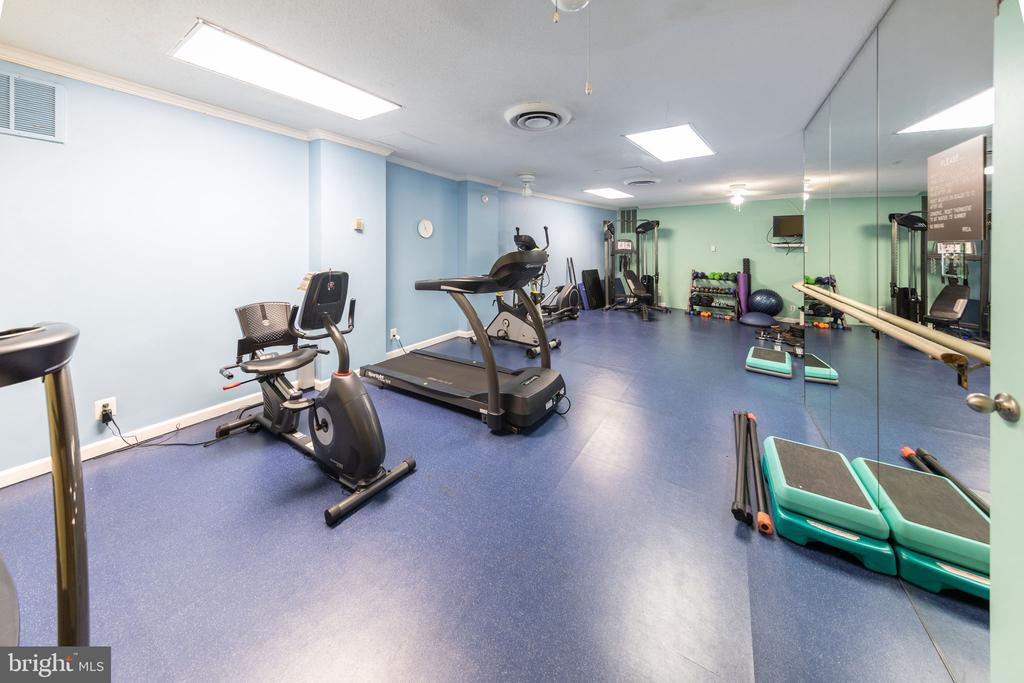 9039 Sligo Creek Pkwy #202