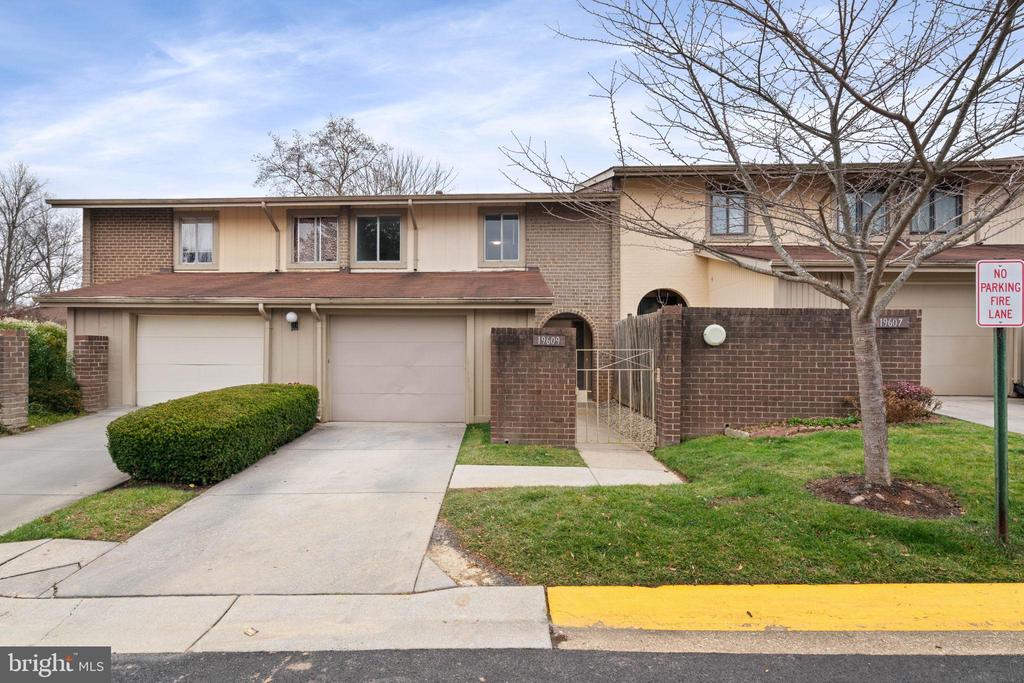 19609 BRASSIE PLACE