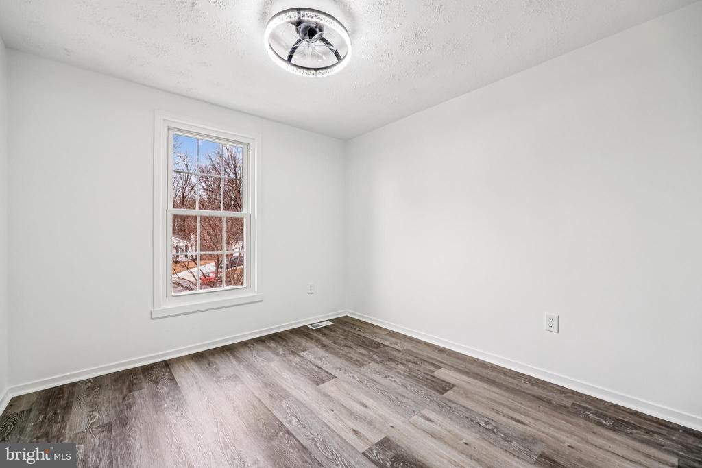 19603 KILCREGGAN WAY