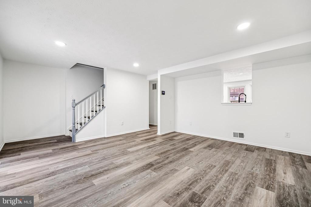 19603 KILCREGGAN WAY