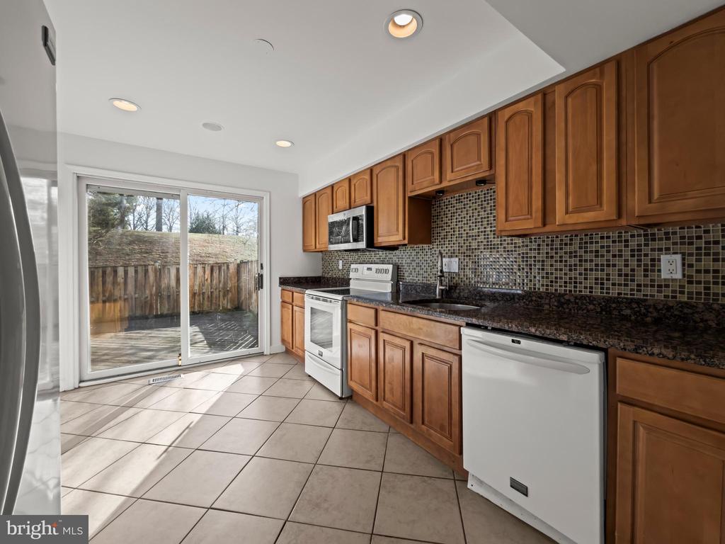 9900 TAMBAY COURT