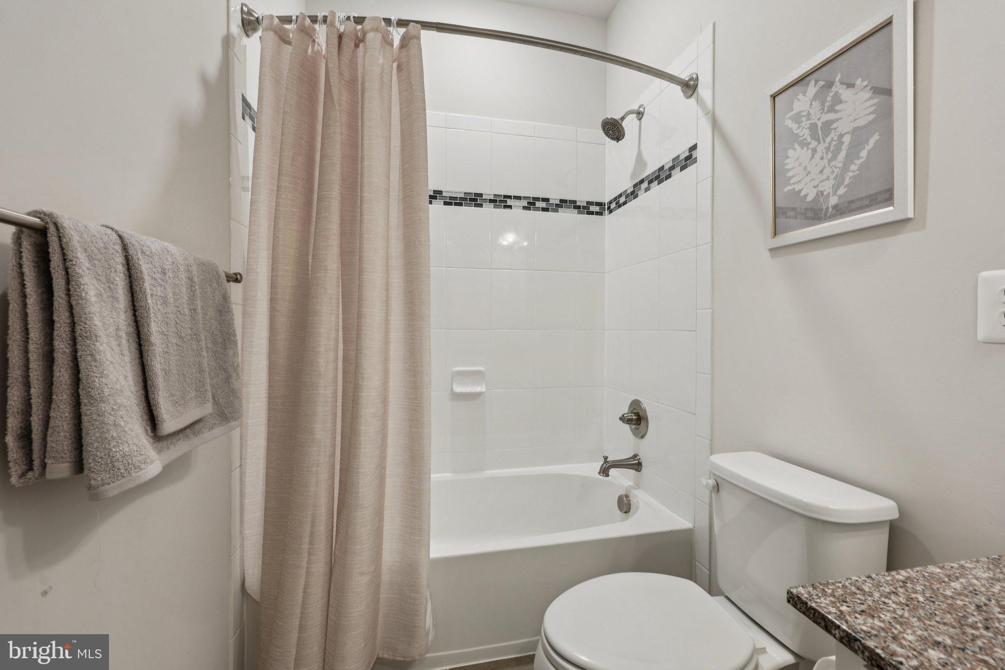 1605 REGENT MANOR COURT