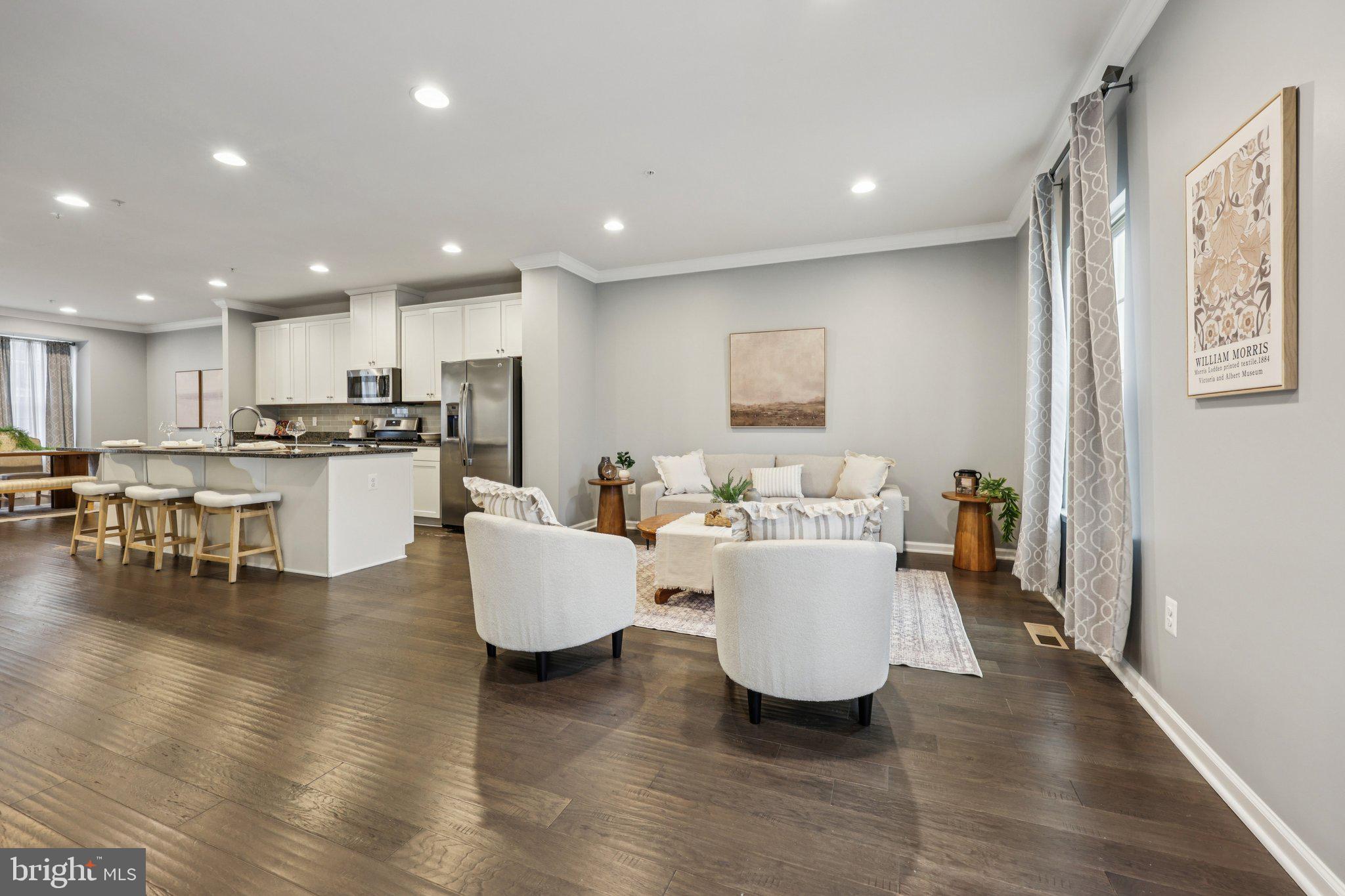 1605 REGENT MANOR COURT