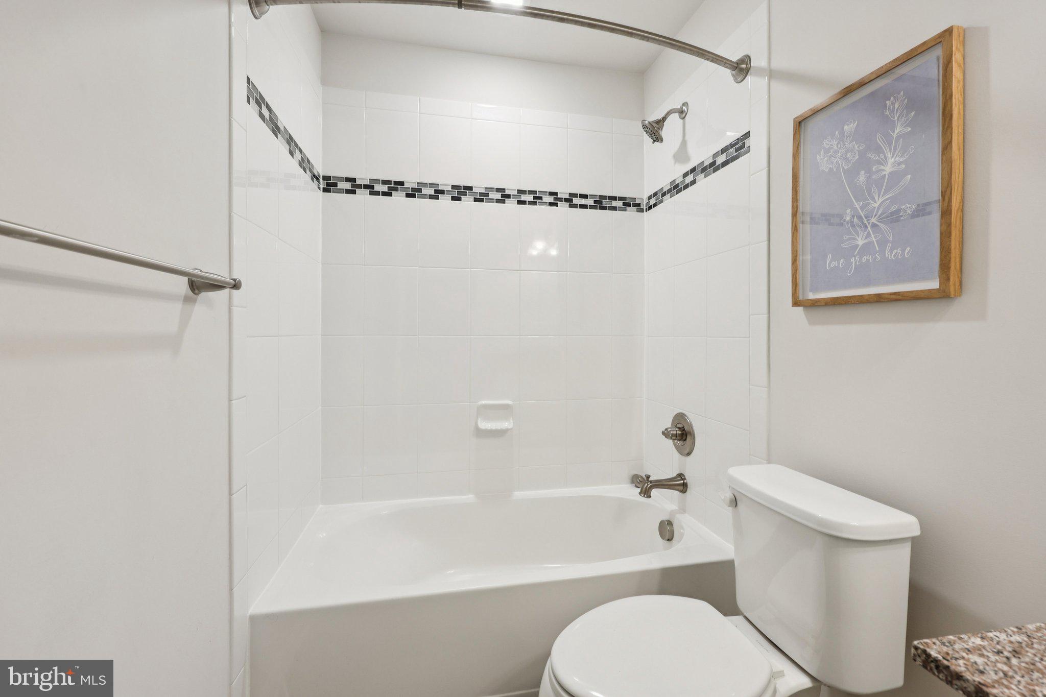 1605 REGENT MANOR COURT