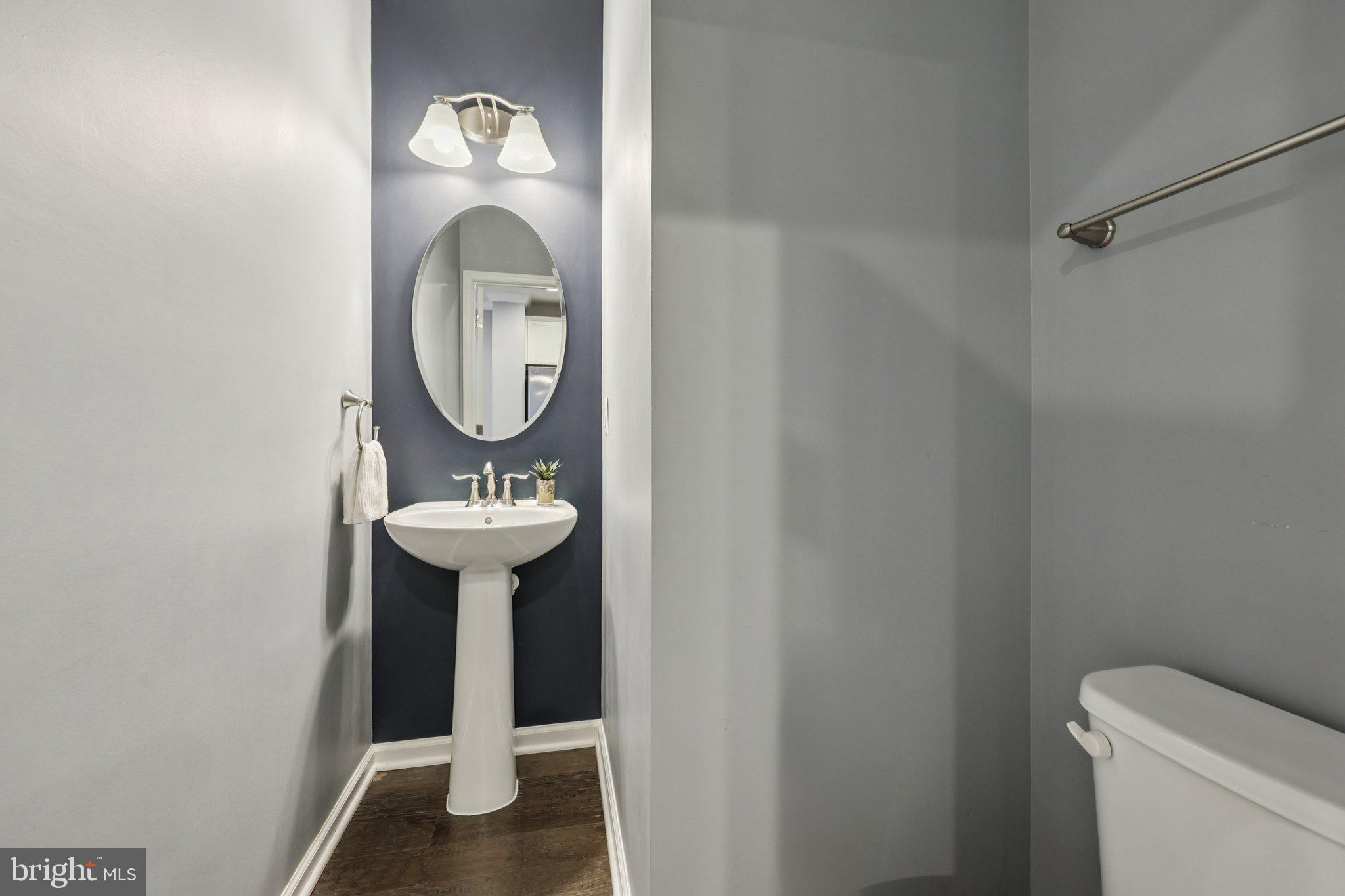 1605 REGENT MANOR COURT