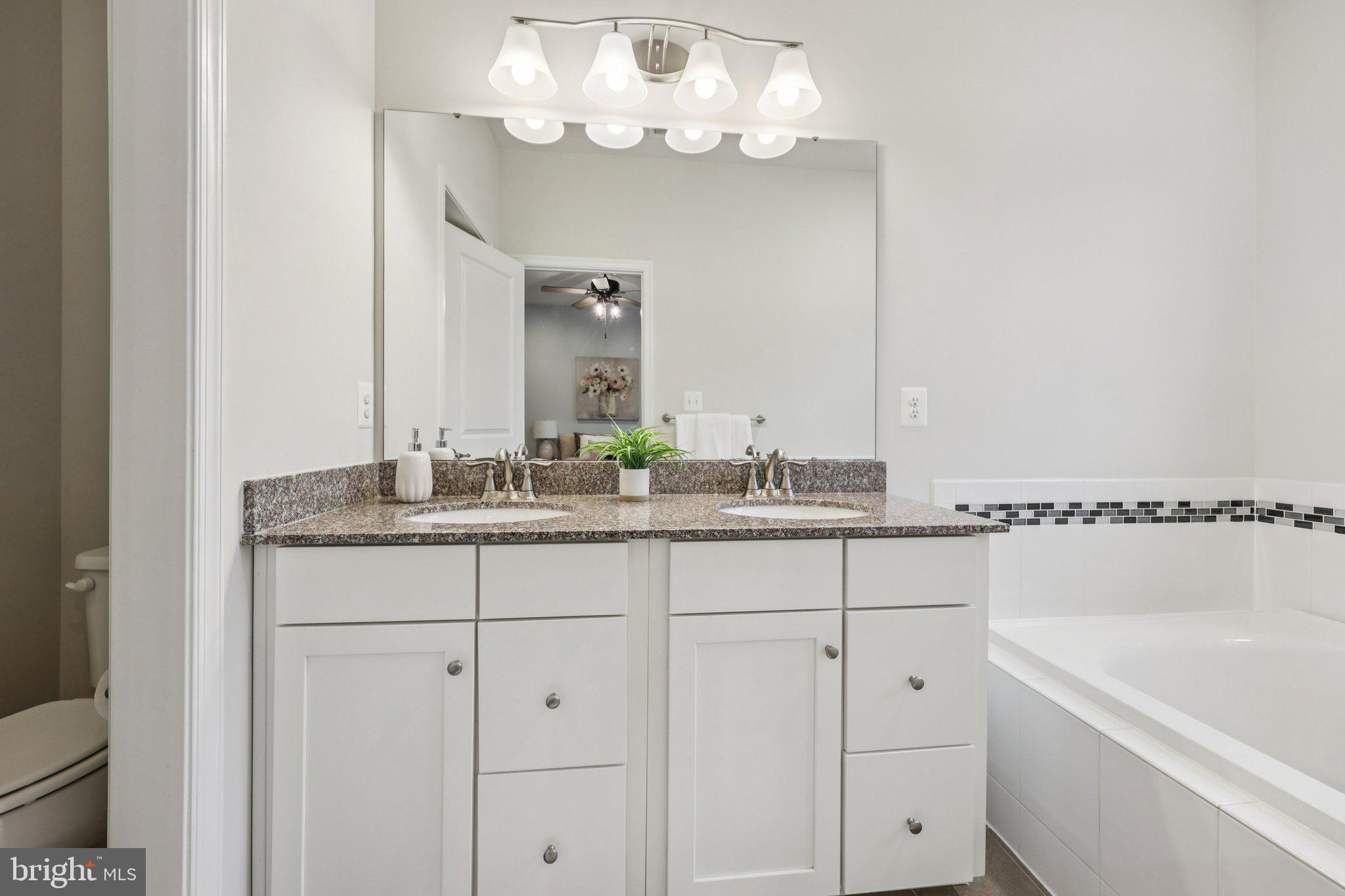 1605 REGENT MANOR COURT