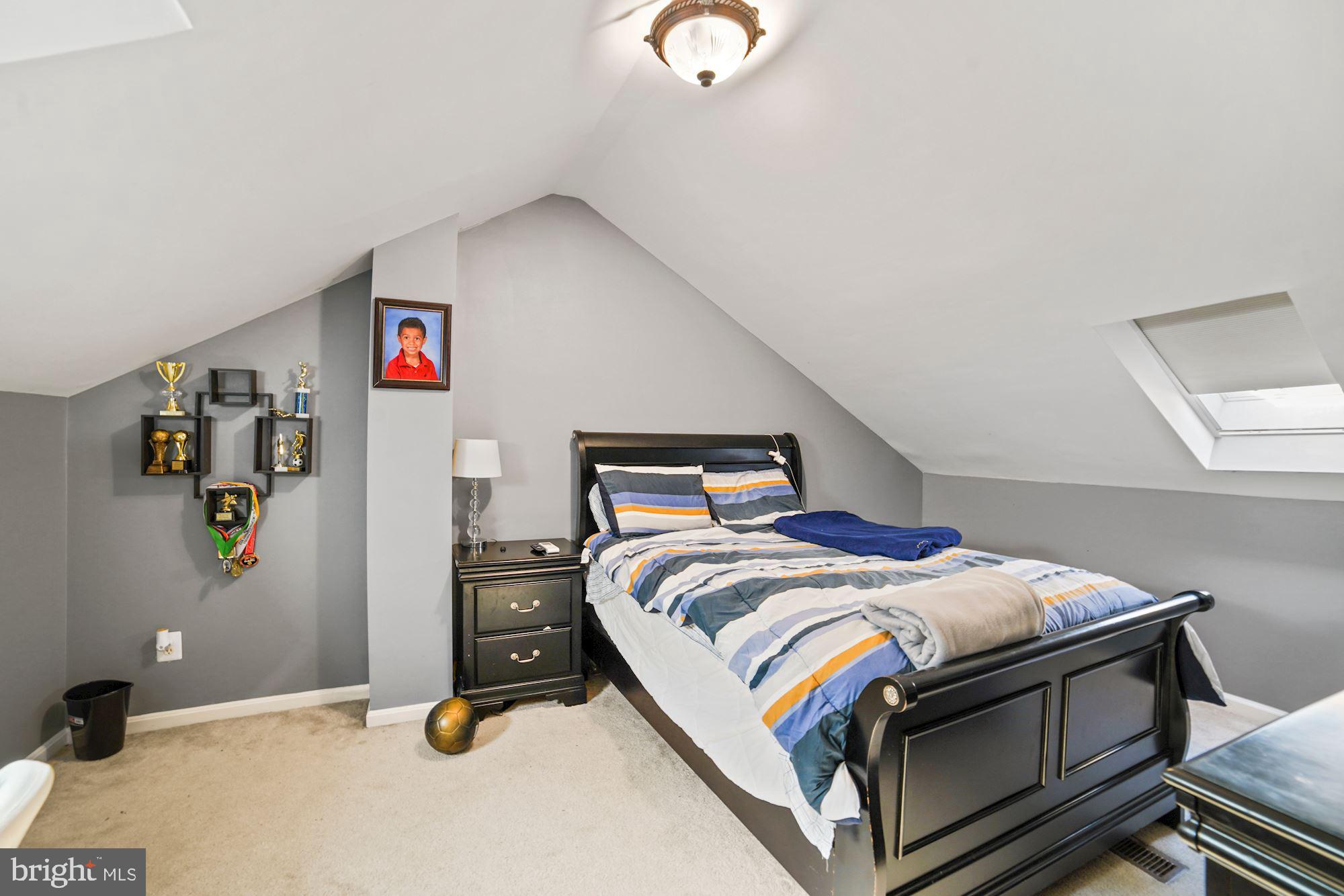 9508 DUNBROOK COURT