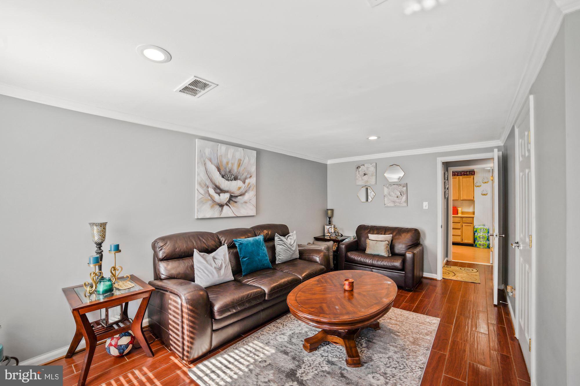 9508 DUNBROOK COURT