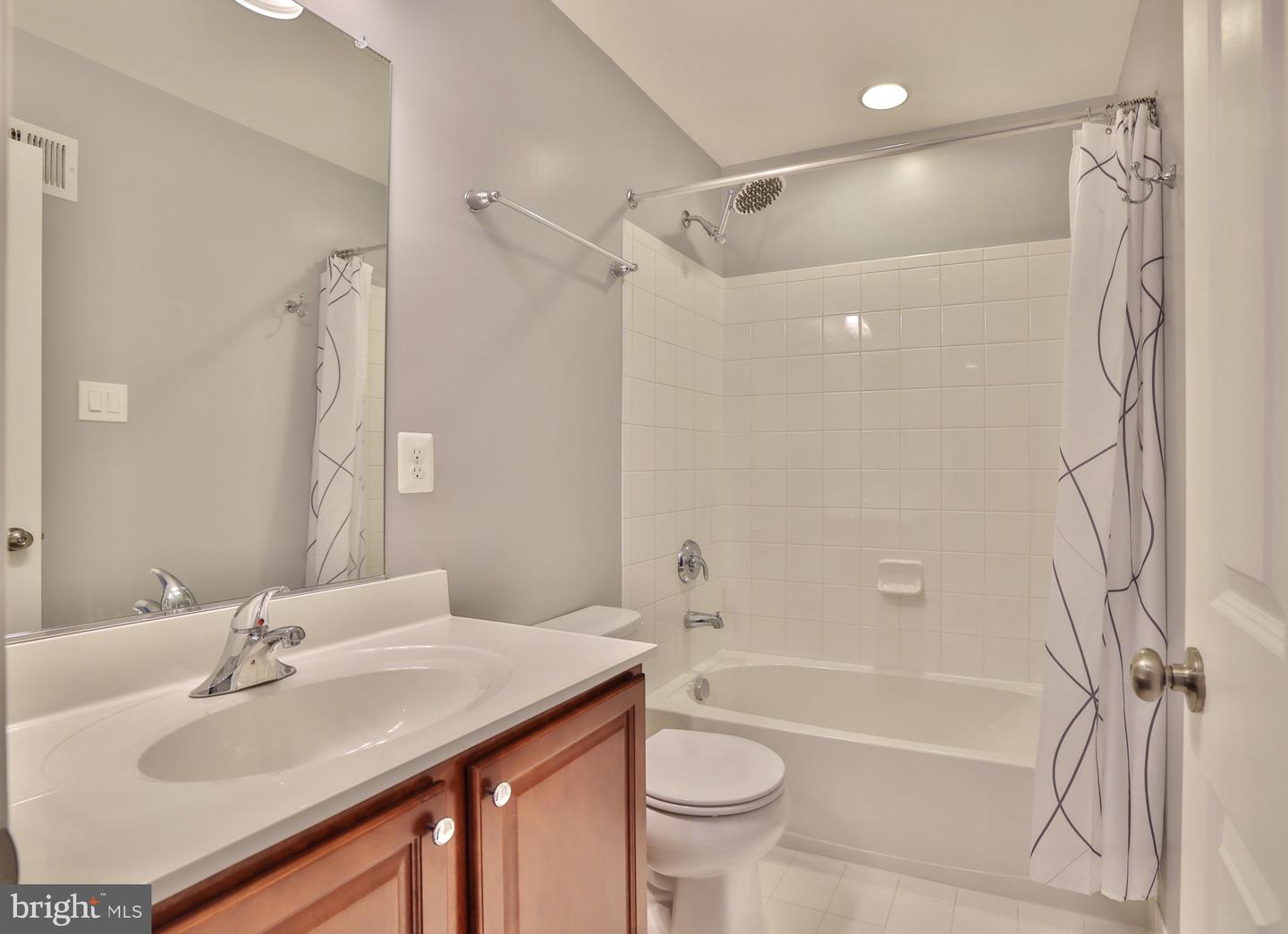 4113 Winding Waters Ter