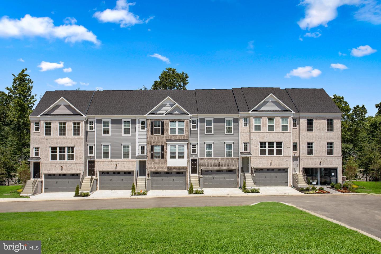 2809 Lewis And Clark Ave