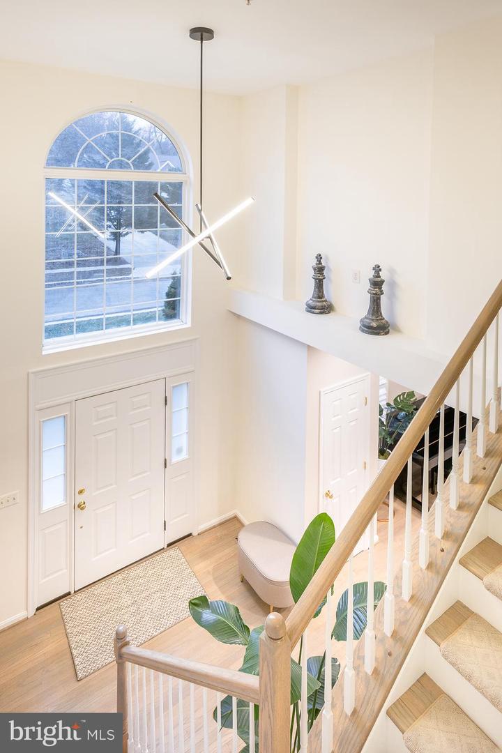 1312 Christopher Ln