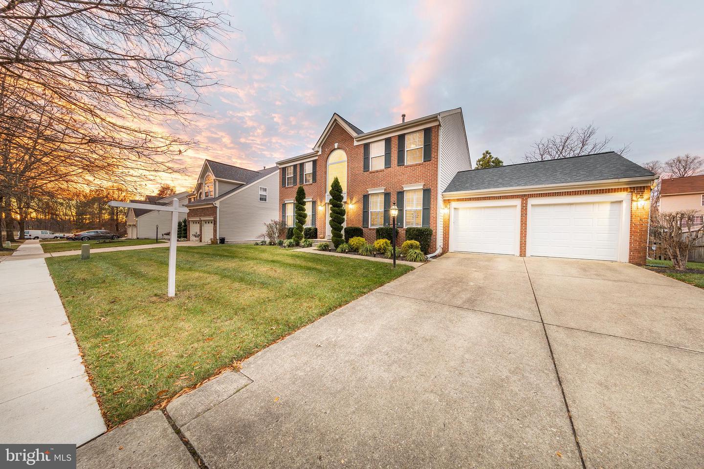 1312 Christopher Ln