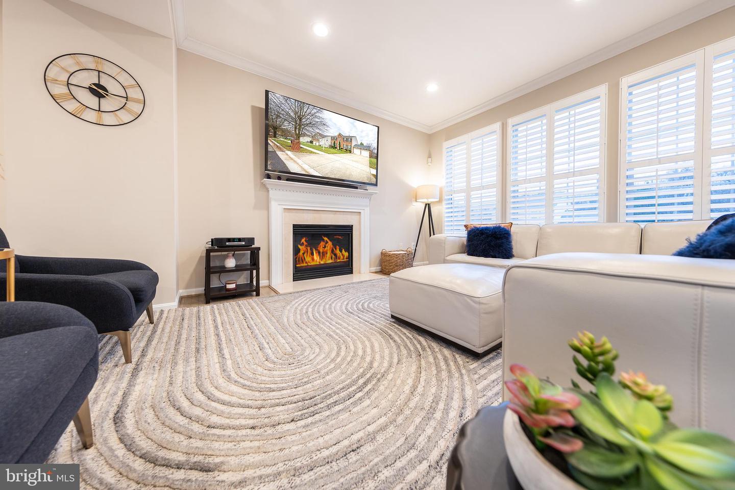 1312 Christopher Ln