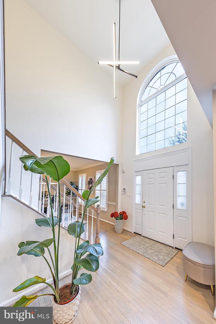 1312 Christopher Ln