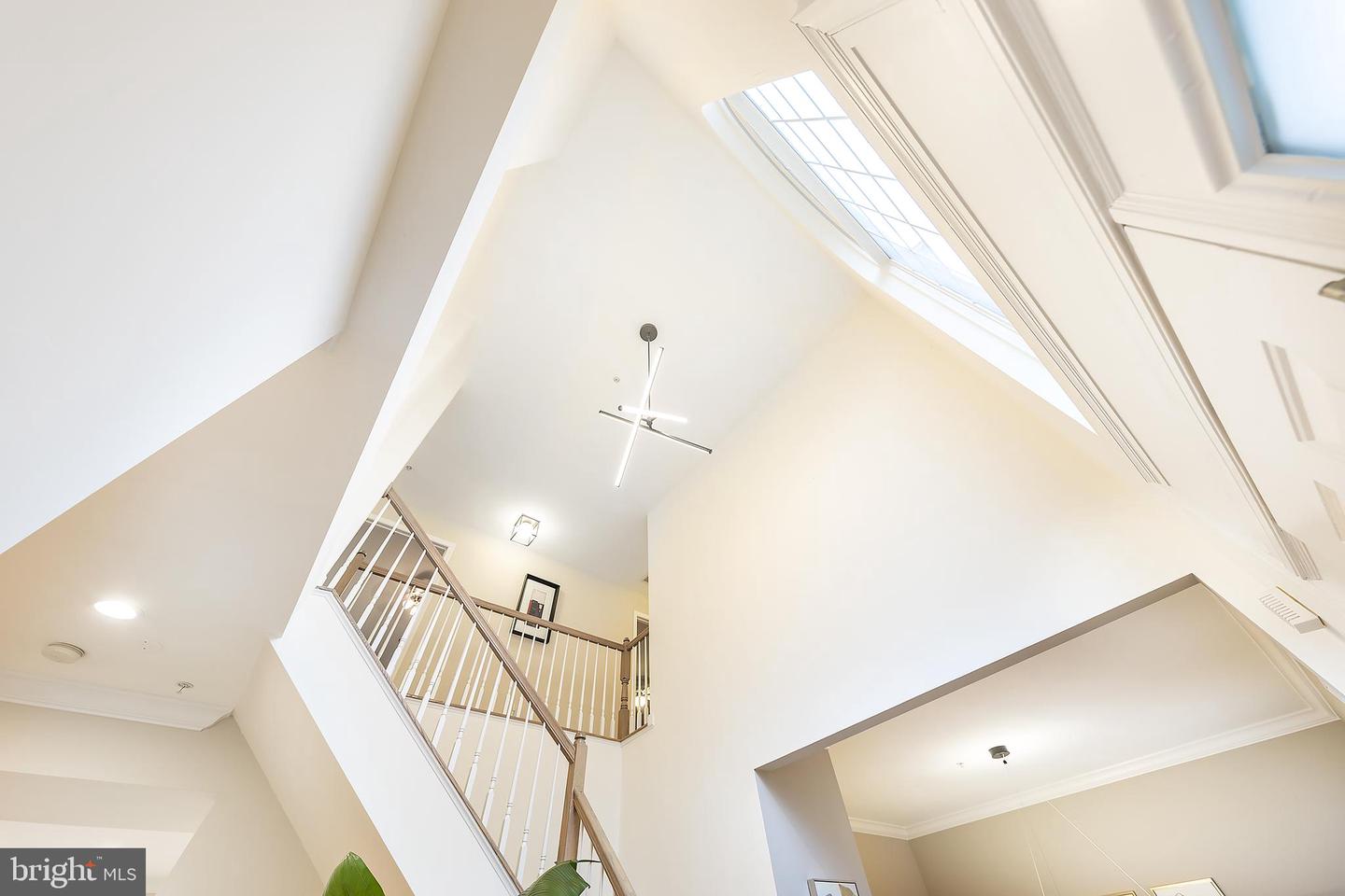 1312 Christopher Ln