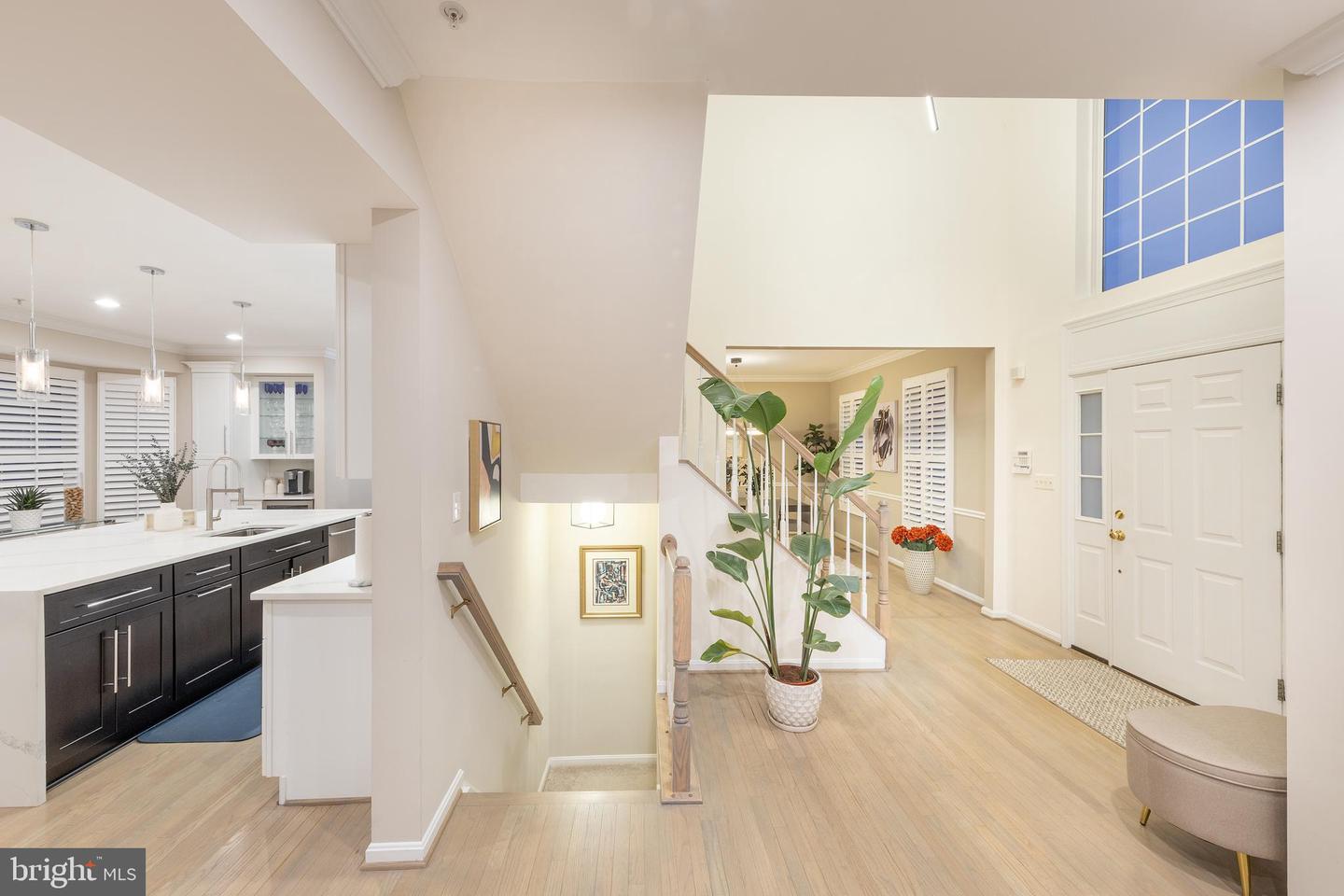 1312 Christopher Ln
