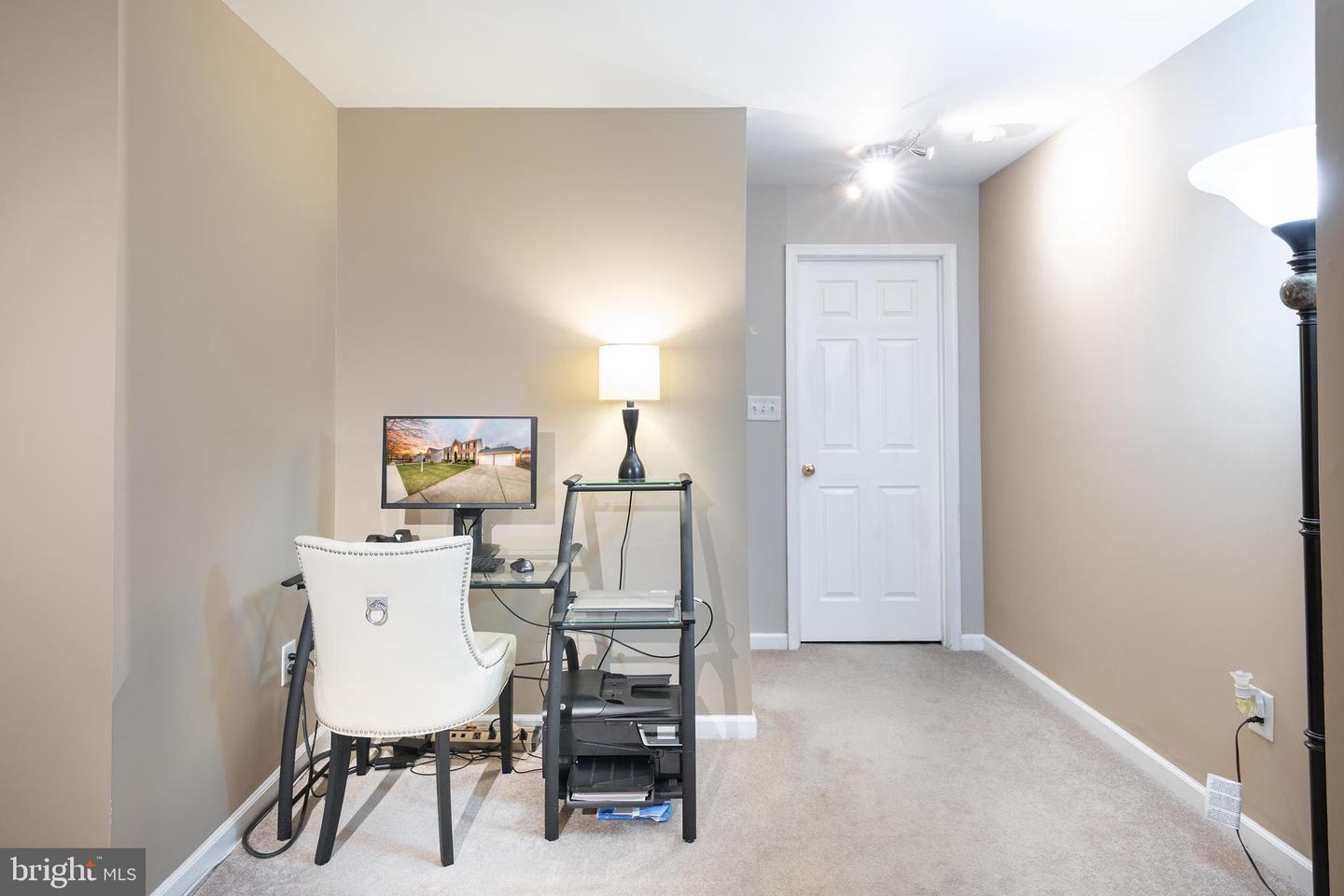 1312 Christopher Ln