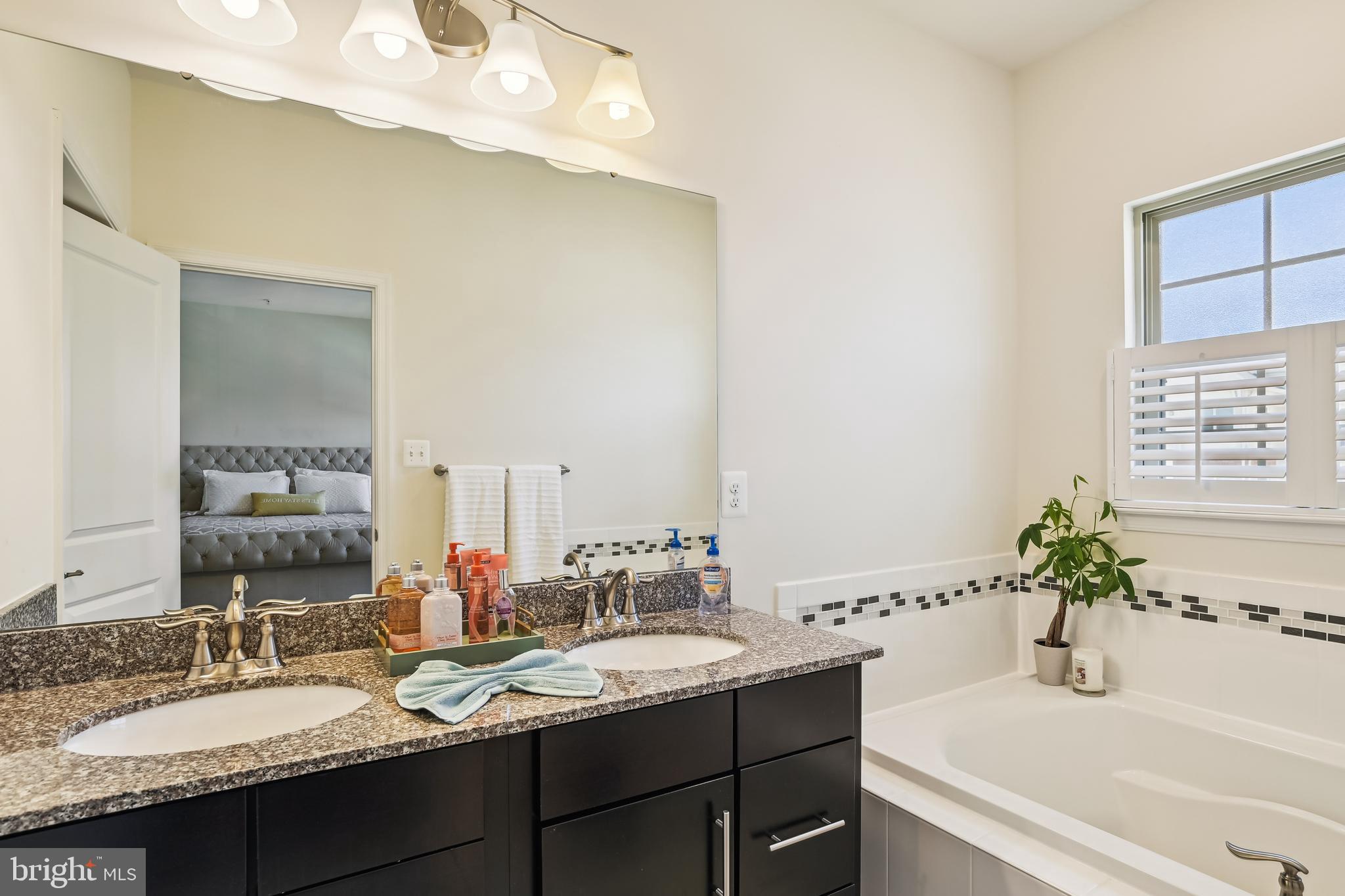 14419 Sandy Ridge Ln