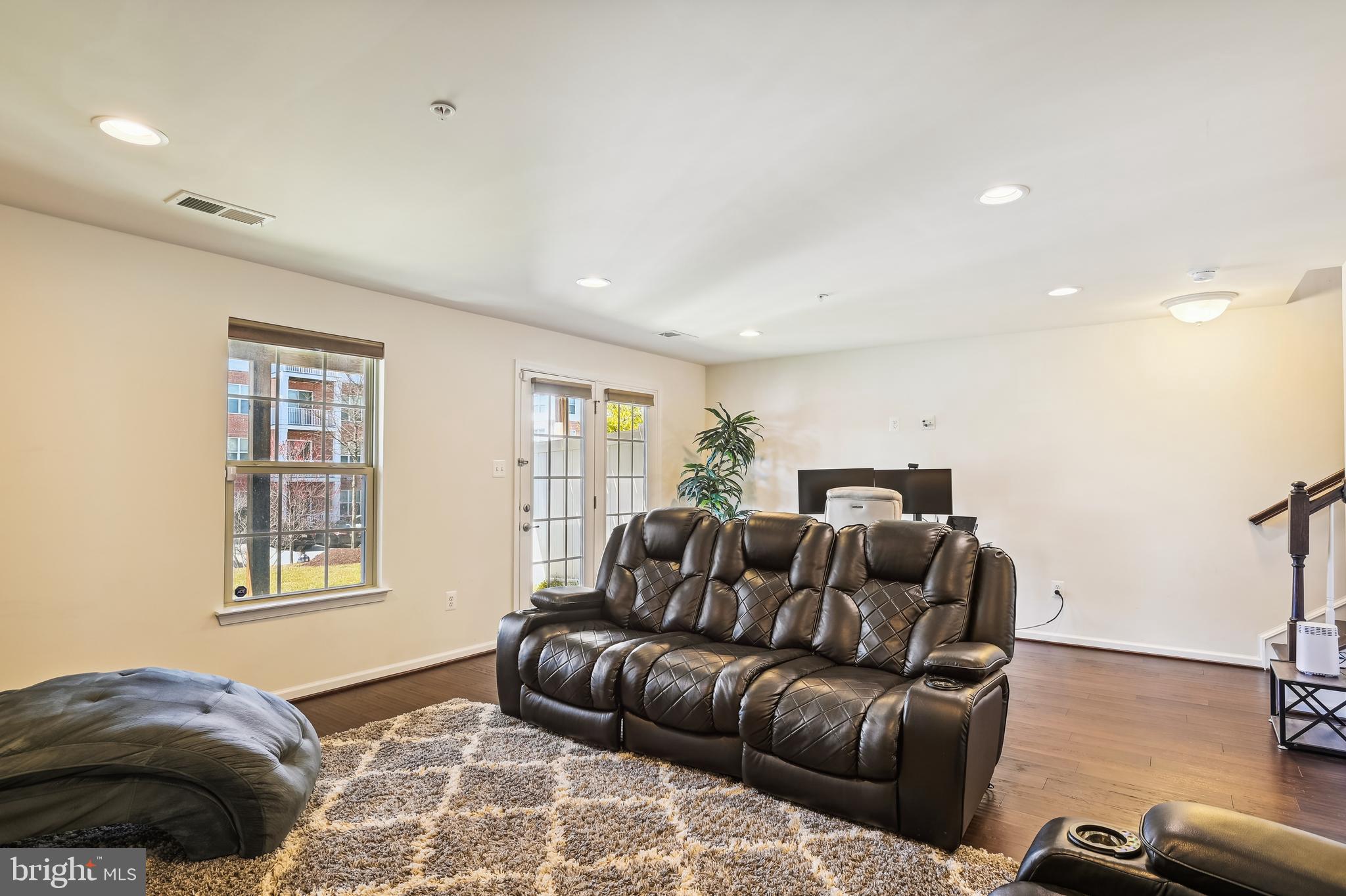 14419 Sandy Ridge Ln