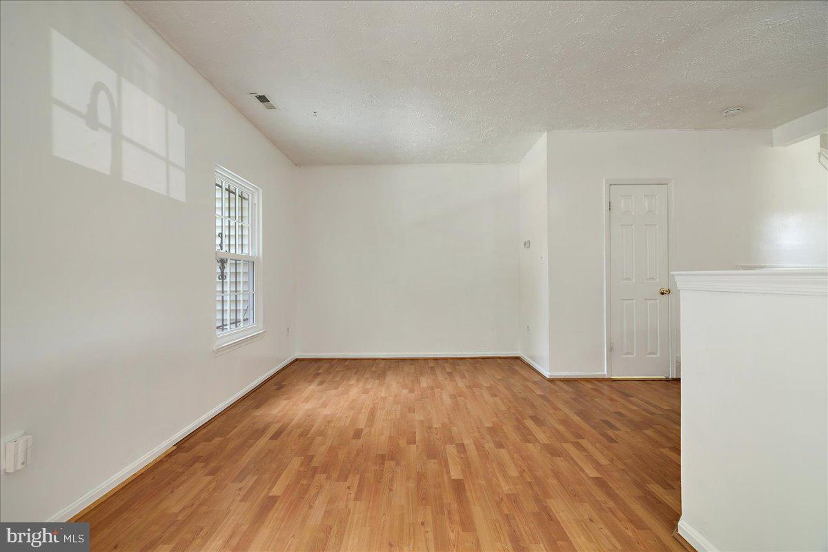 2445 E. Rosecroft Village Circle