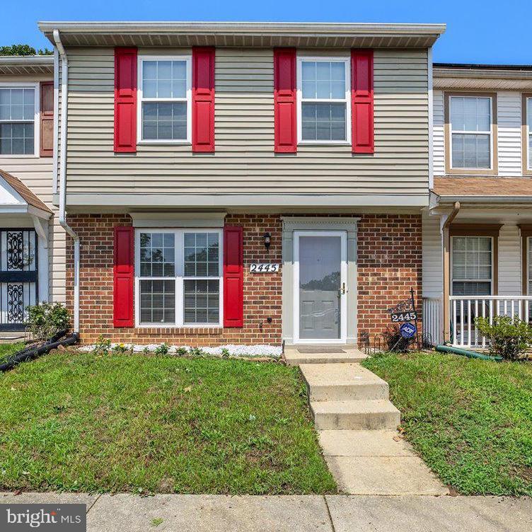 2445 E. Rosecroft Village Circle