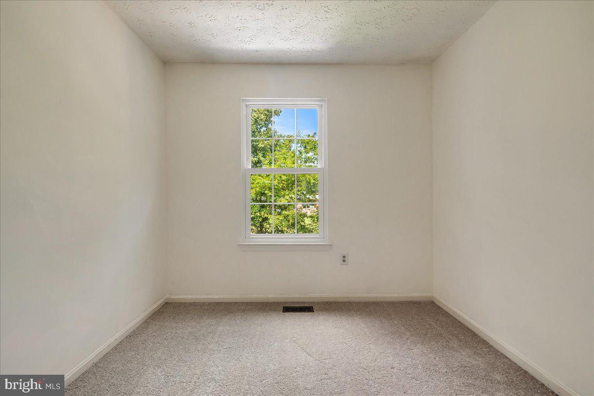 2445 E. Rosecroft Village Circle