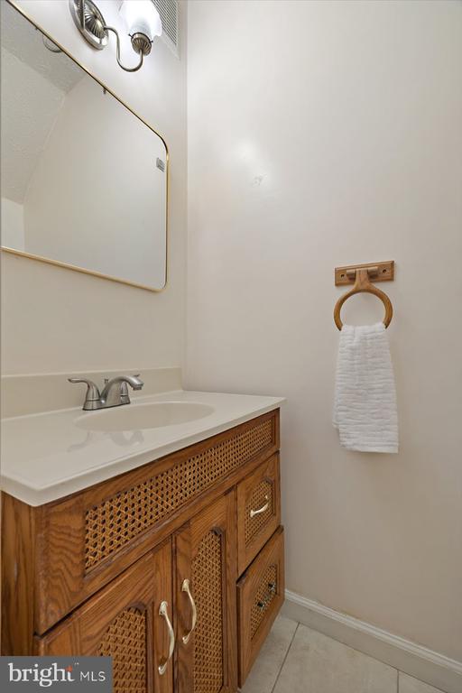 2445 E. Rosecroft Village Circle