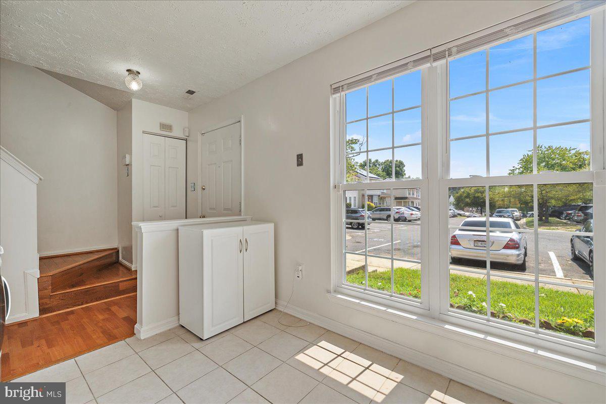 2445 E. Rosecroft Village Circle