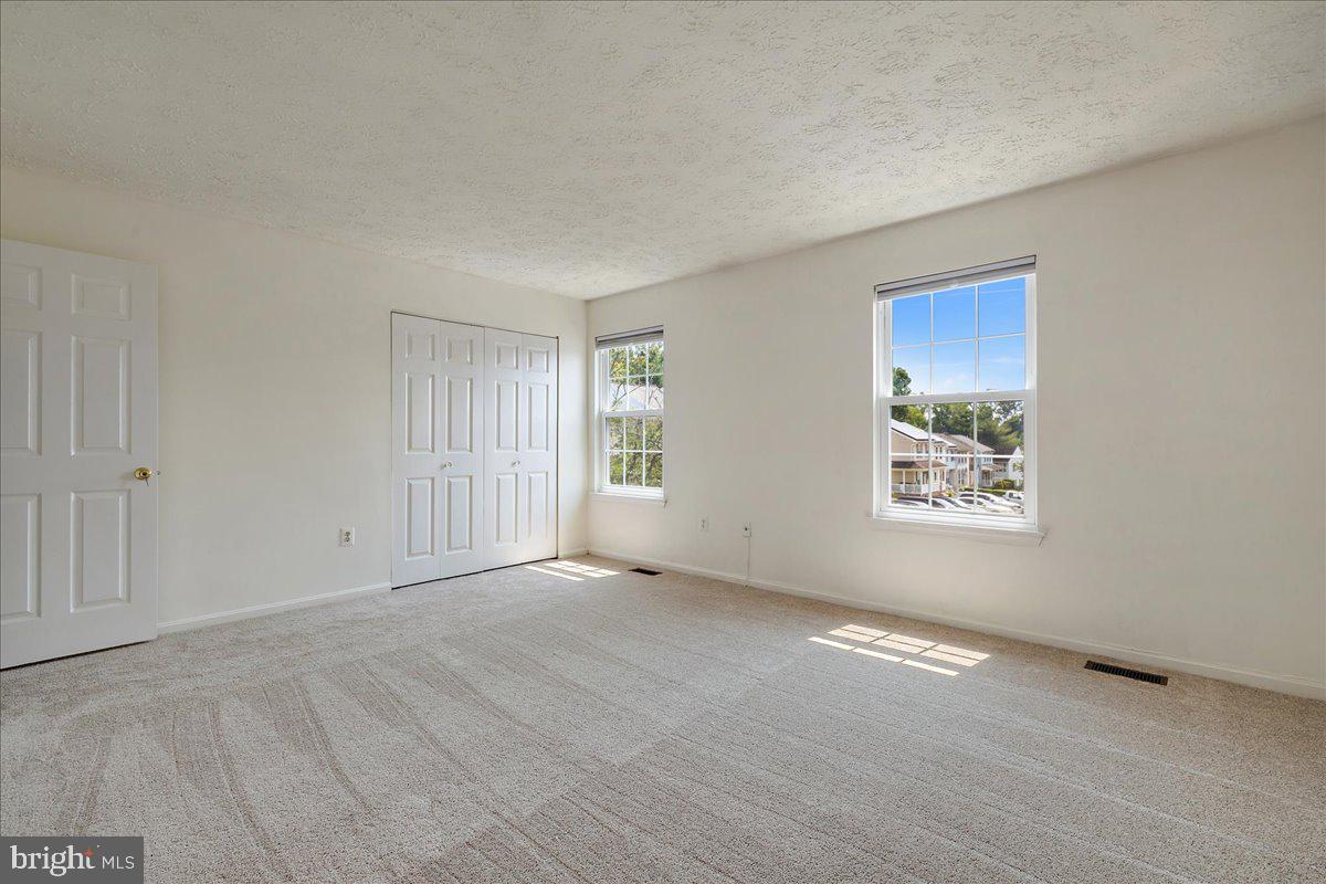 2445 E. Rosecroft Village Circle