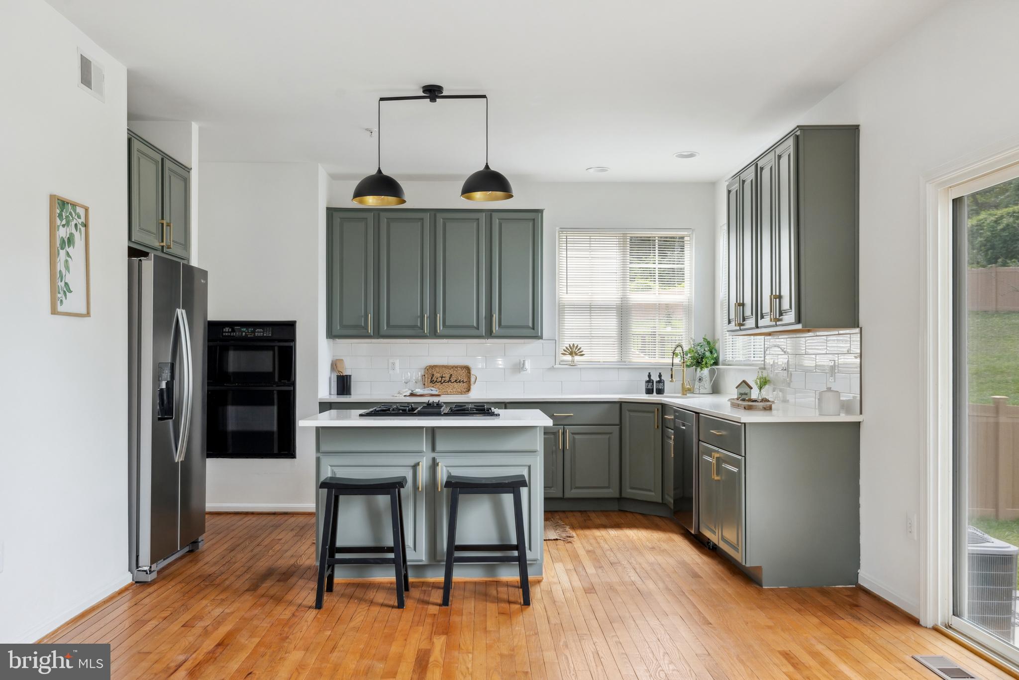 11703 Old Lantern Ct