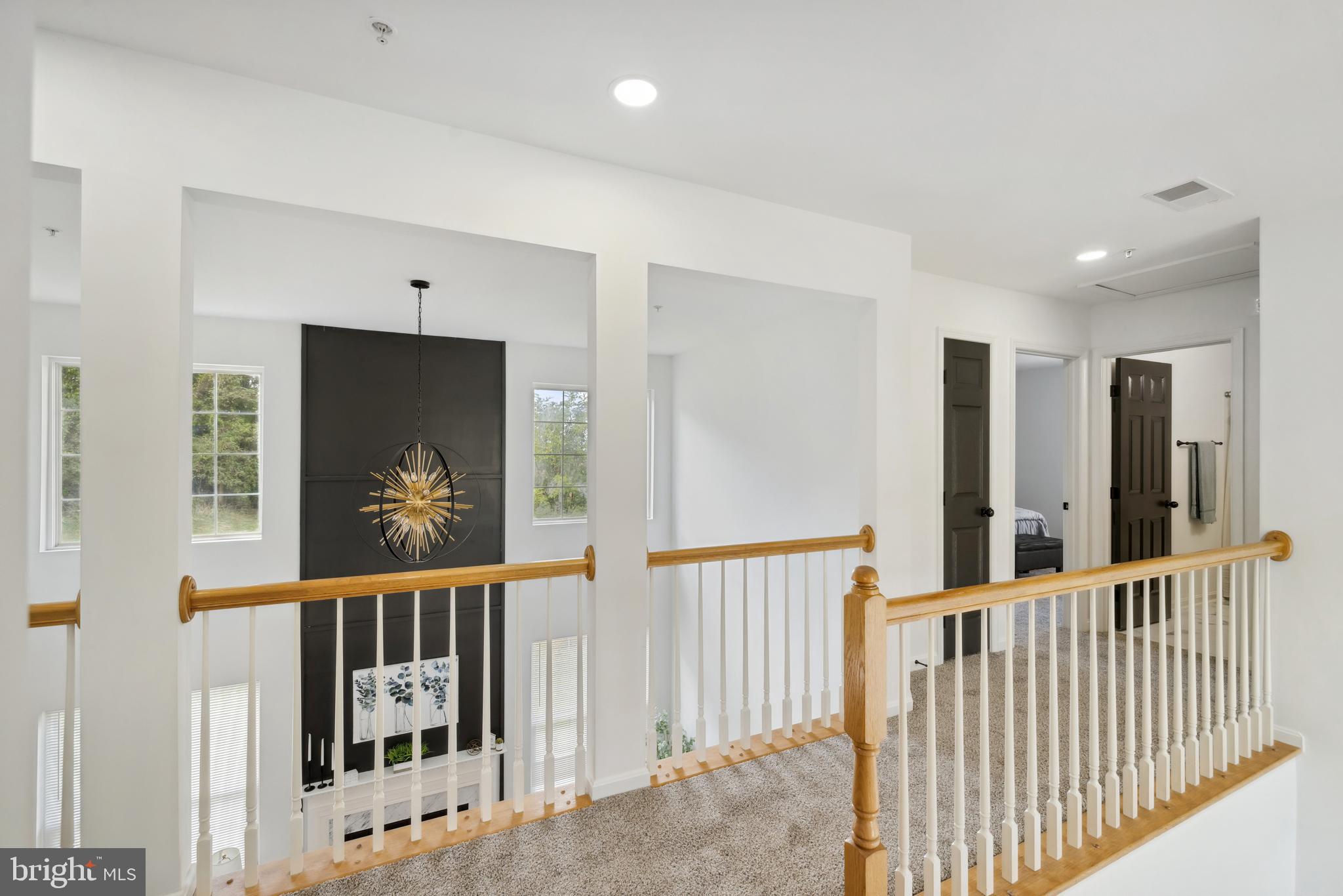 11703 Old Lantern Ct