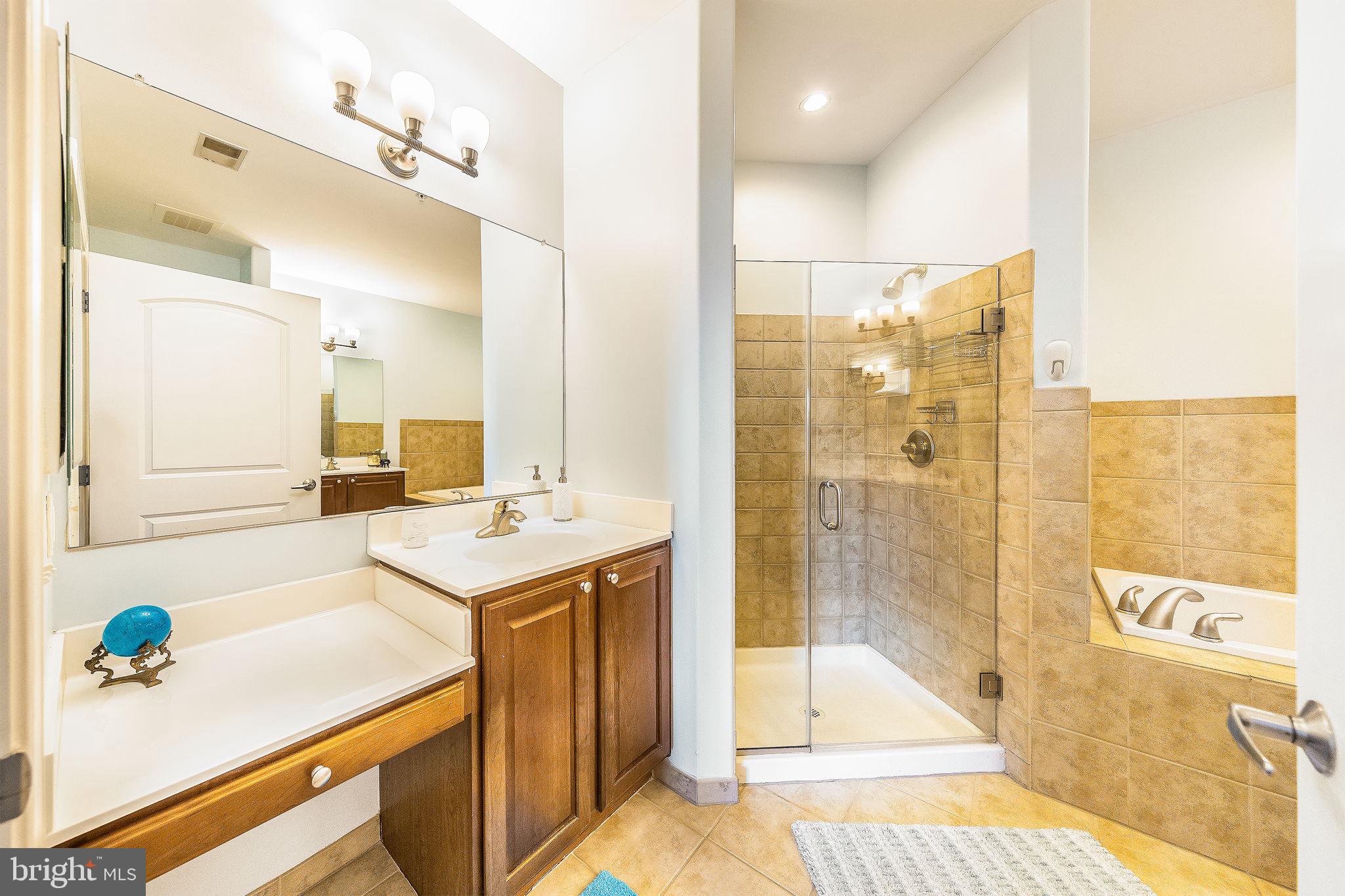 12800 Libertys Delight Dr #403