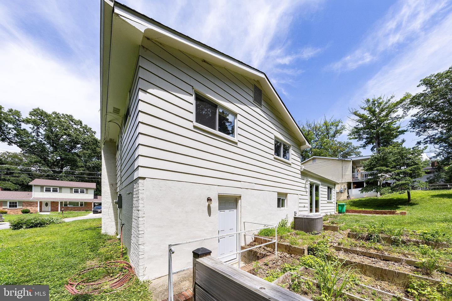704 Kings Ln