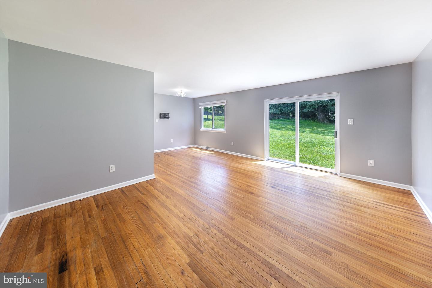 704 Kings Ln