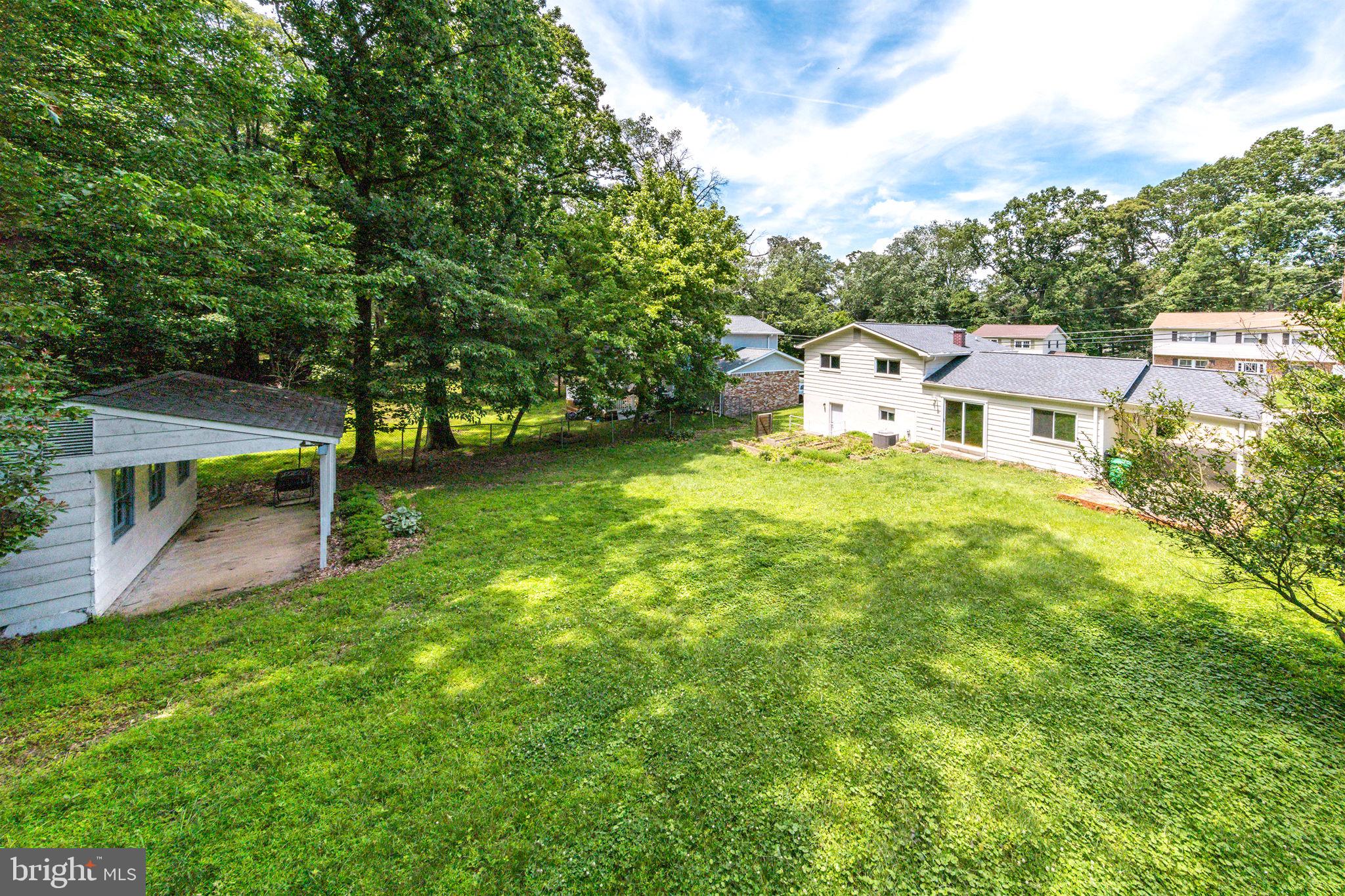 704 Kings Ln