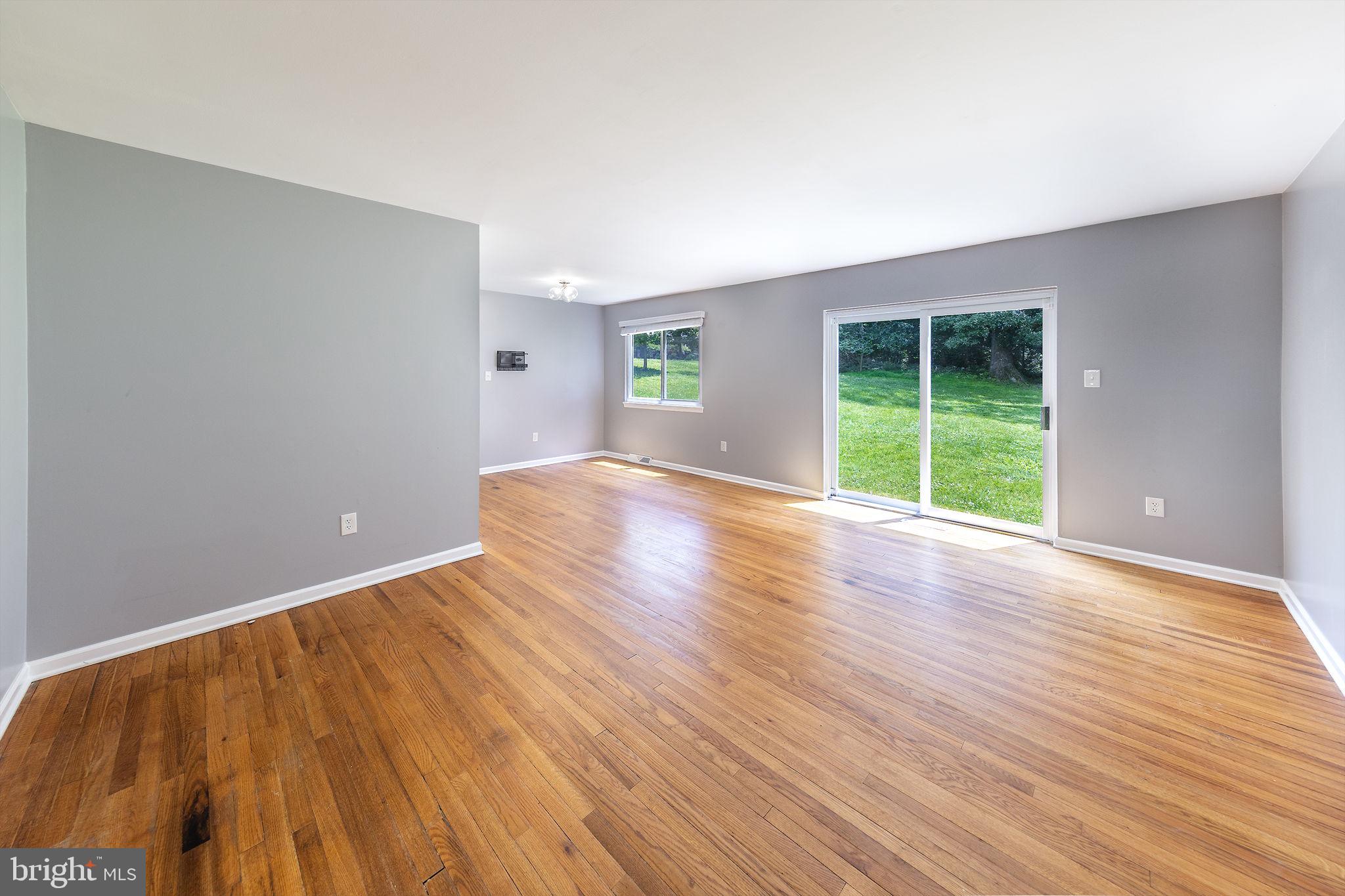 704 KINGS LANE