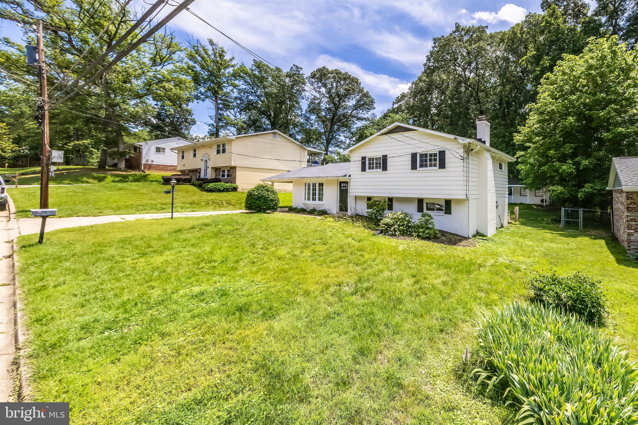 704 KINGS LANE