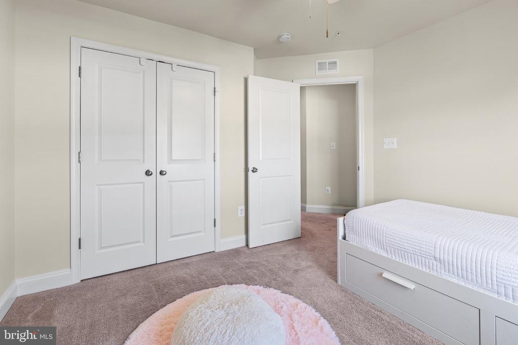 15618 BURFORD LANE