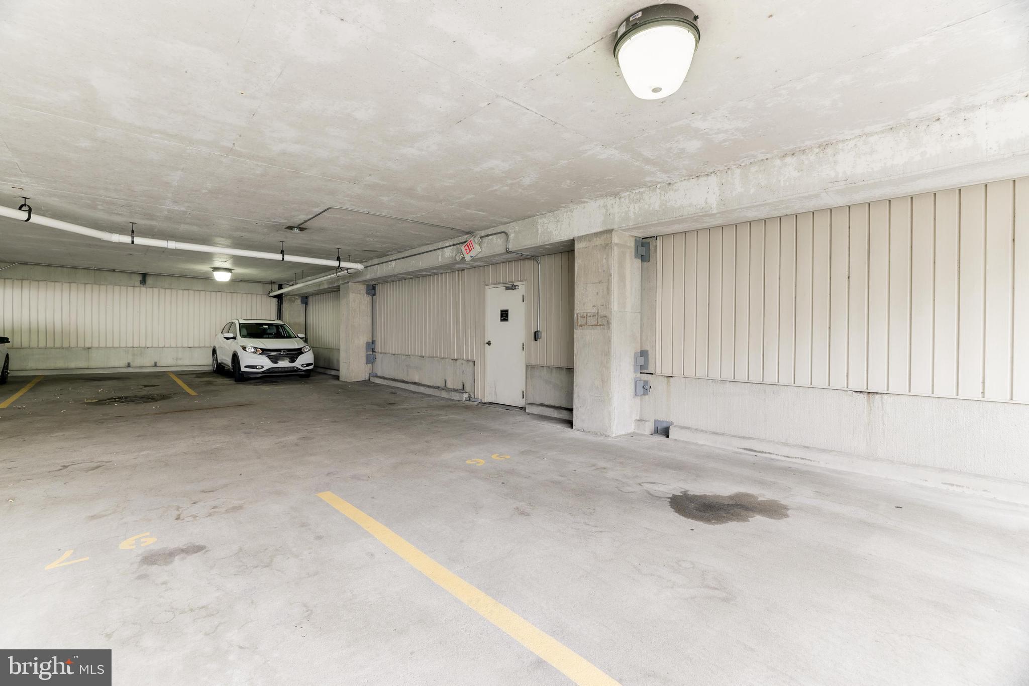 2465 Army Navy Dr #1-111