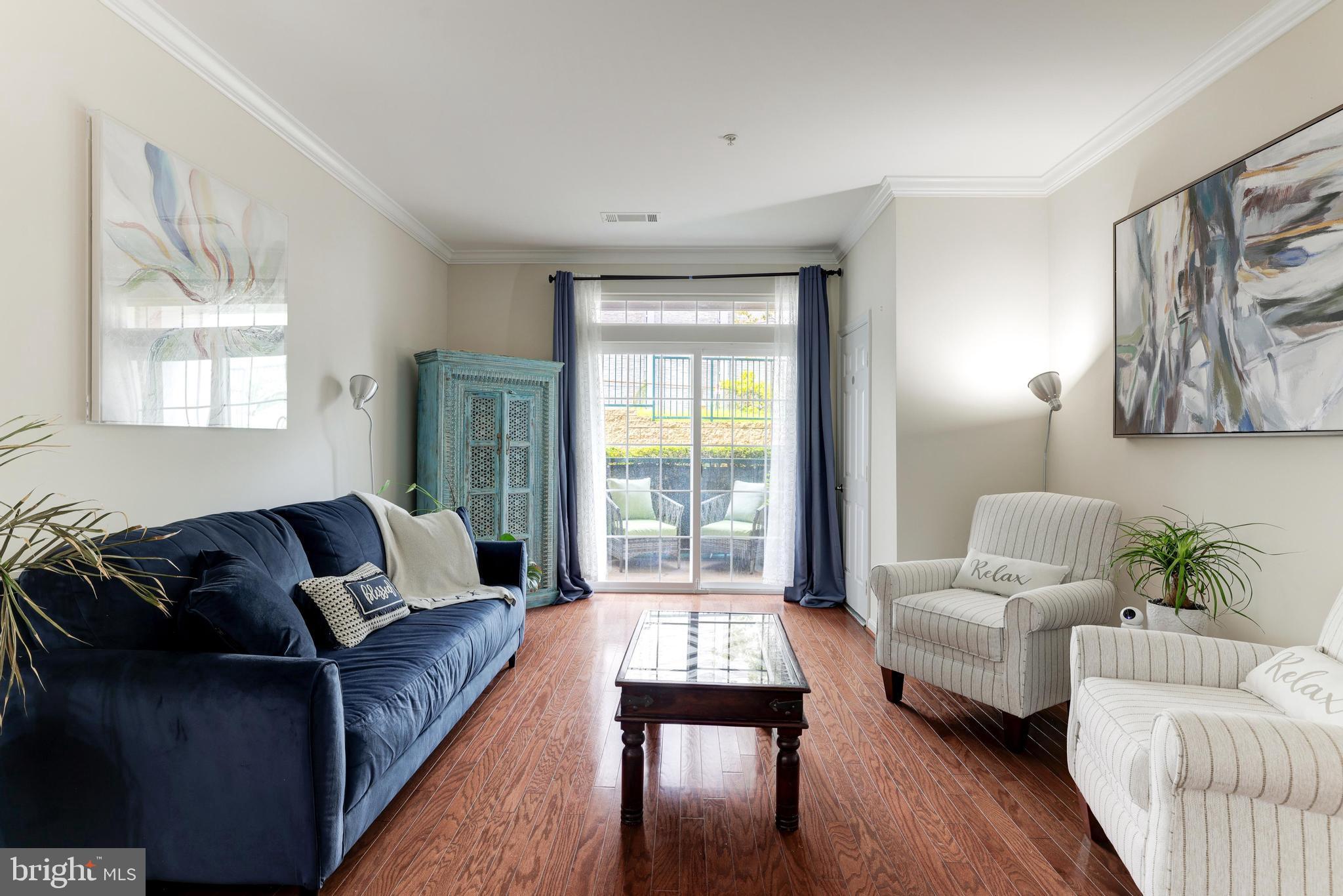 2465 Army Navy Dr #1-111