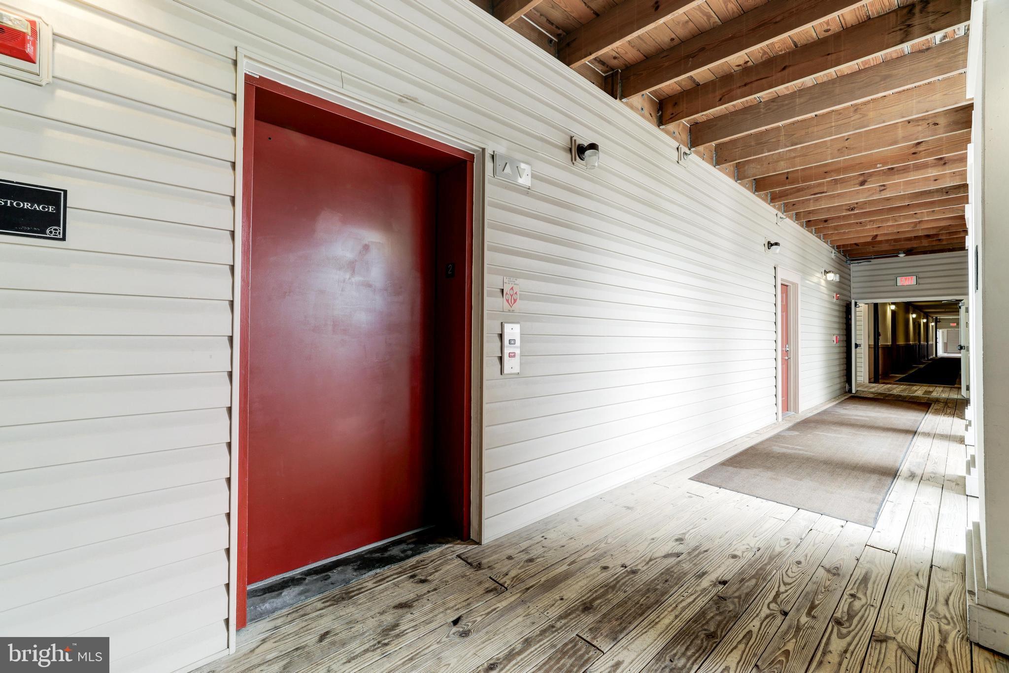 2465 Army Navy Dr #1-111