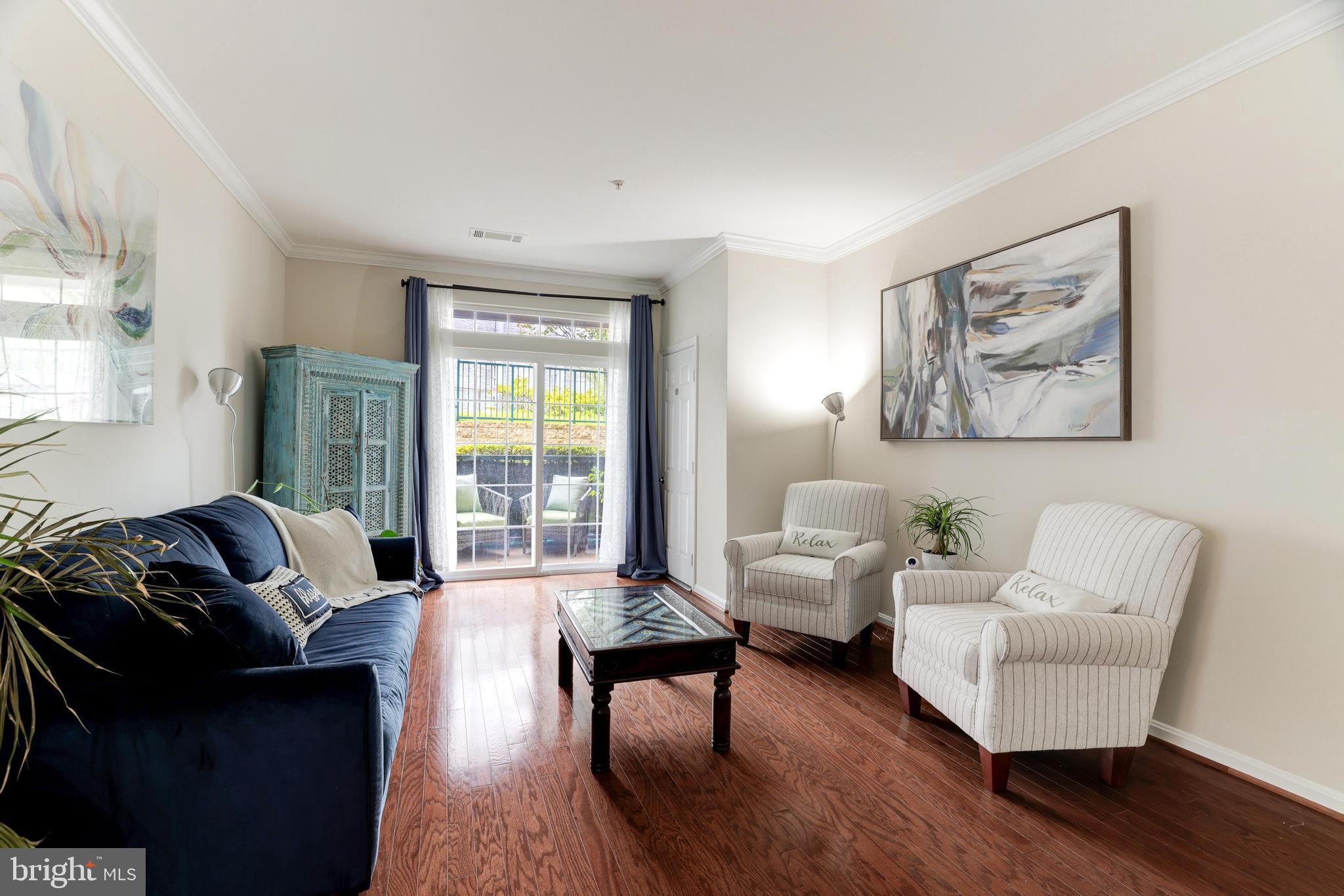 2465 Army Navy Dr #1-111