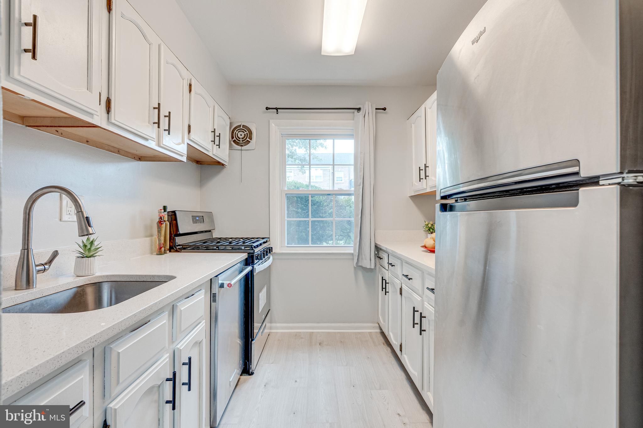 9473 FAIRFAX BOULEVARD 104