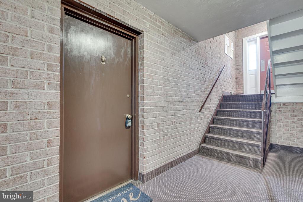 9473 FAIRFAX BOULEVARD 104