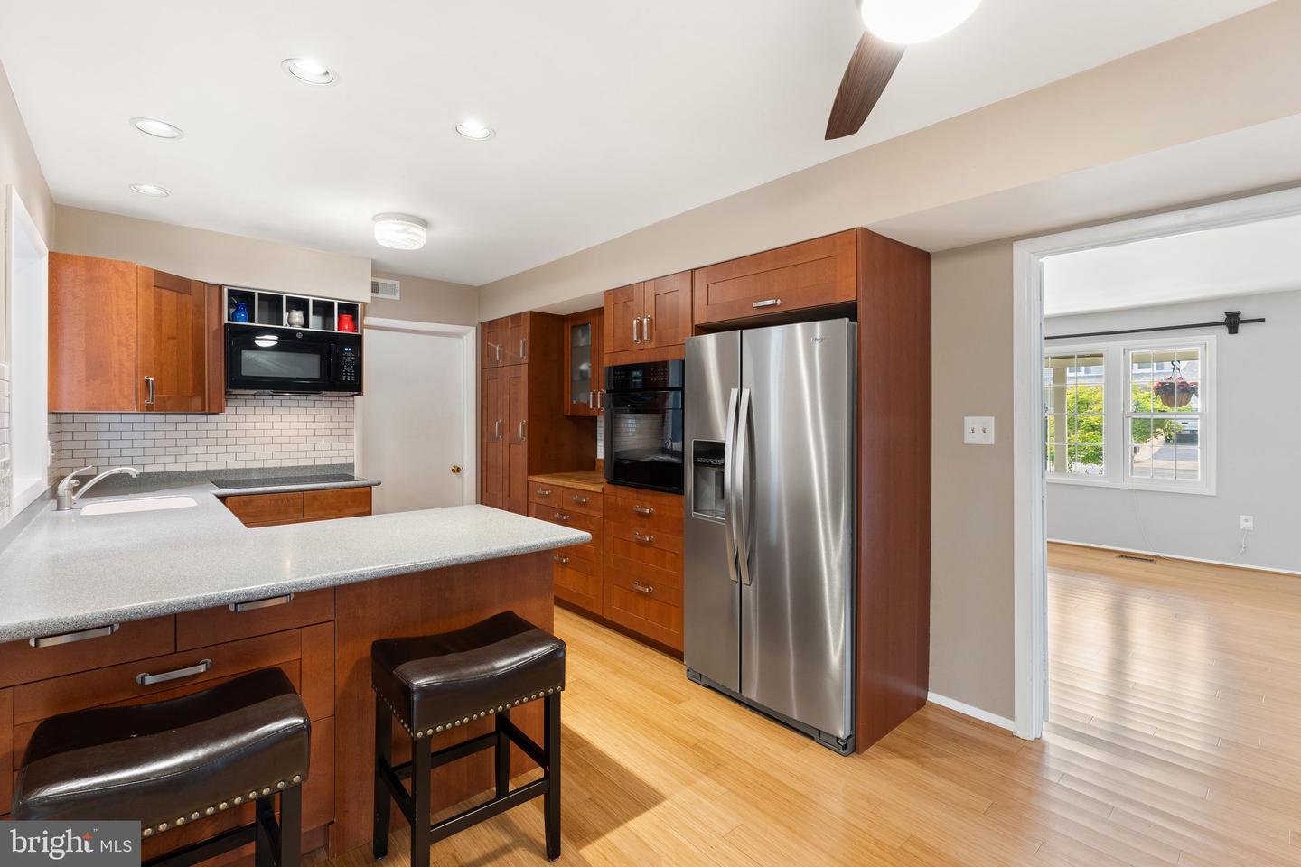4118 Point Hollow Ln