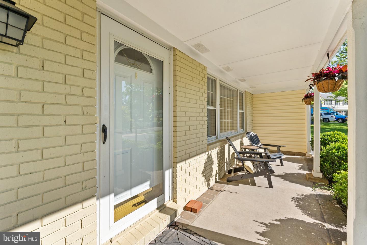 4118 Point Hollow Ln