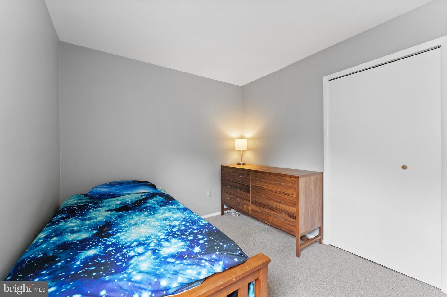 4118 Point Hollow Ln